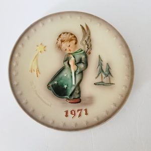 MJ Hummel vintage 1971 plate Heavenly Angel 1st edition anniversary W Goebel